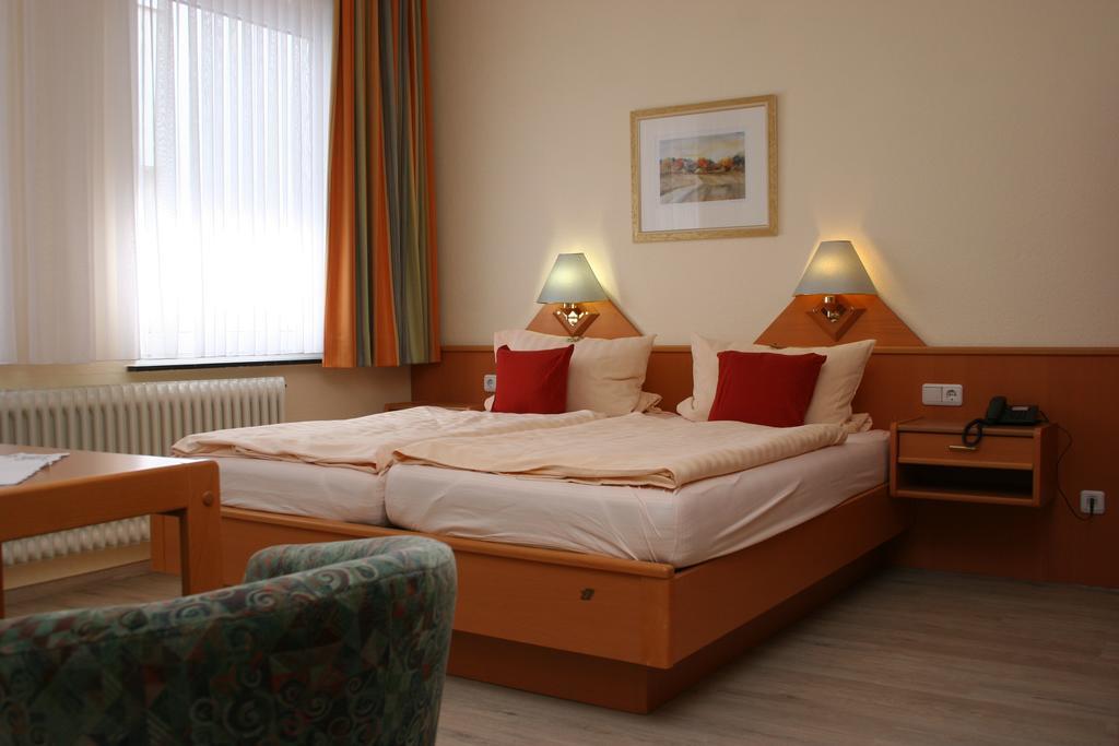 Hotel Petersen Bad Zwischenahn Exteriör bild